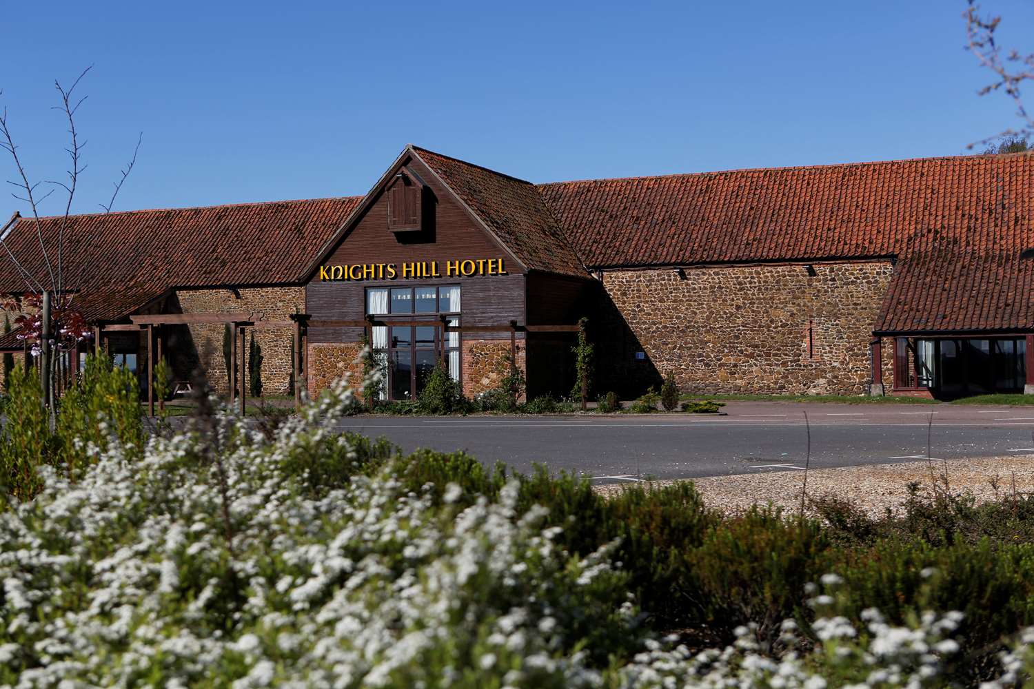 Knights Hill Hotel & Spa 2/41