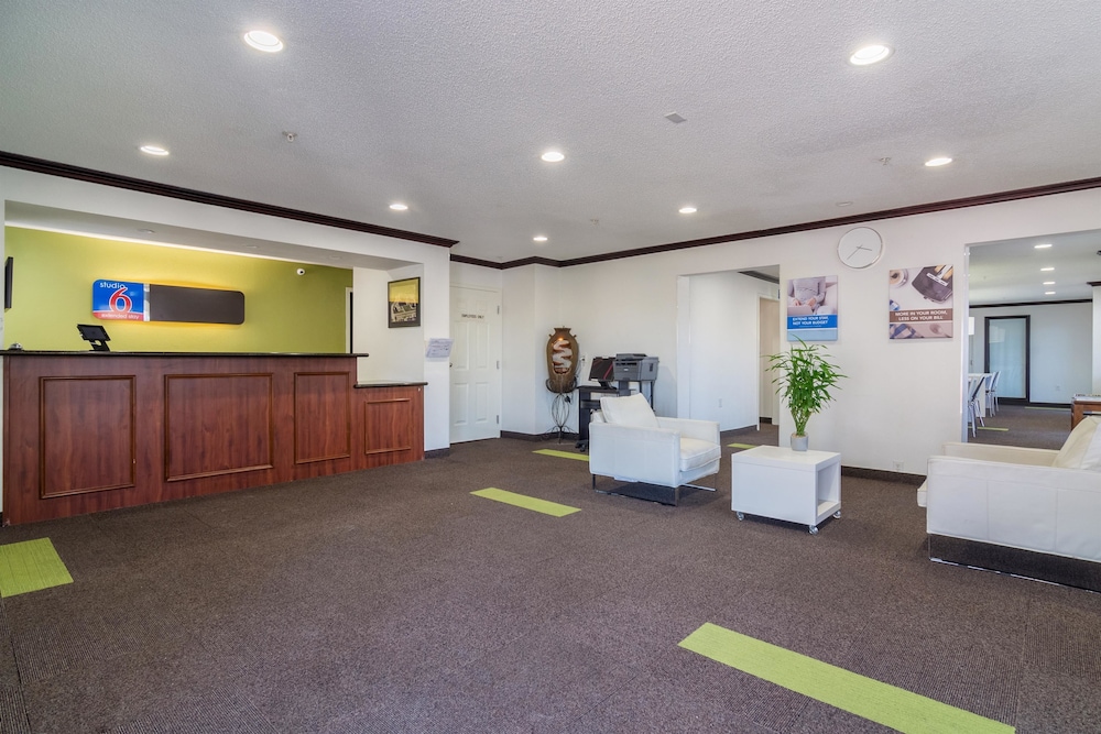Studio6 Plano, TX - Dallas - Plano Medical Center 10/60