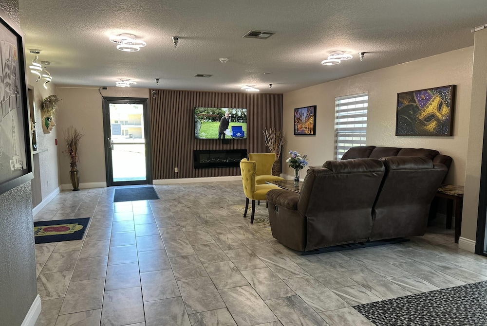 Super 8 by Wyndham Kinder/Coushatta near Casino 22/38