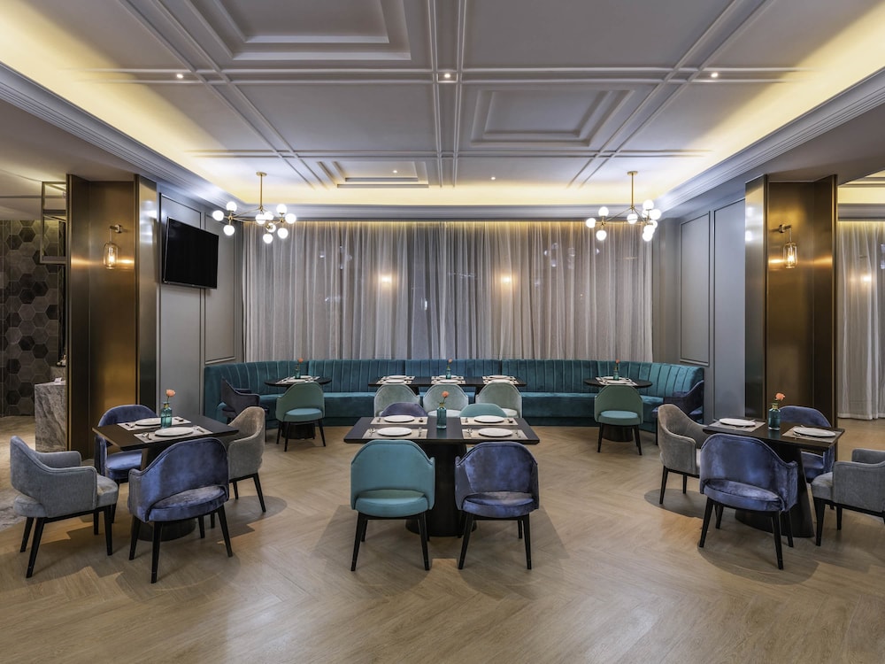 Mercure Shanghai Jiuting 34/46