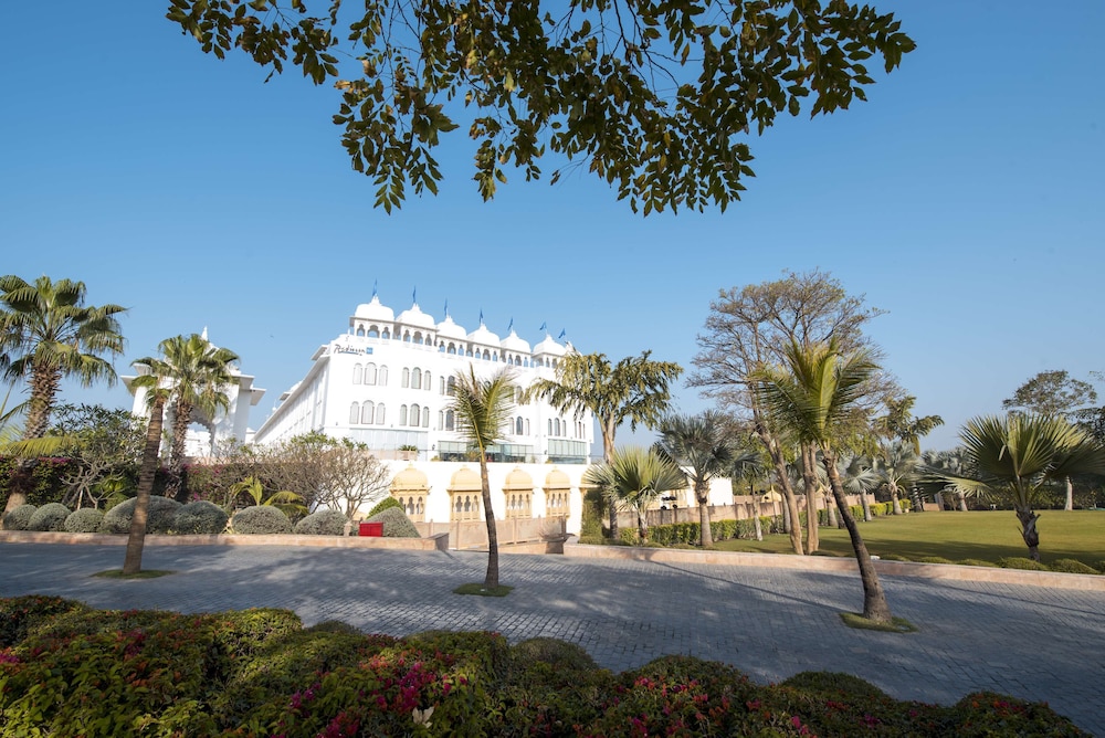 Radisson Blu Udaipur Palace Resort And Spa 64/74