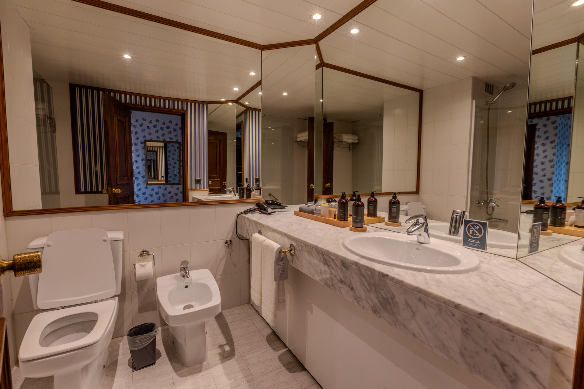 Standard, Triple, Bay View