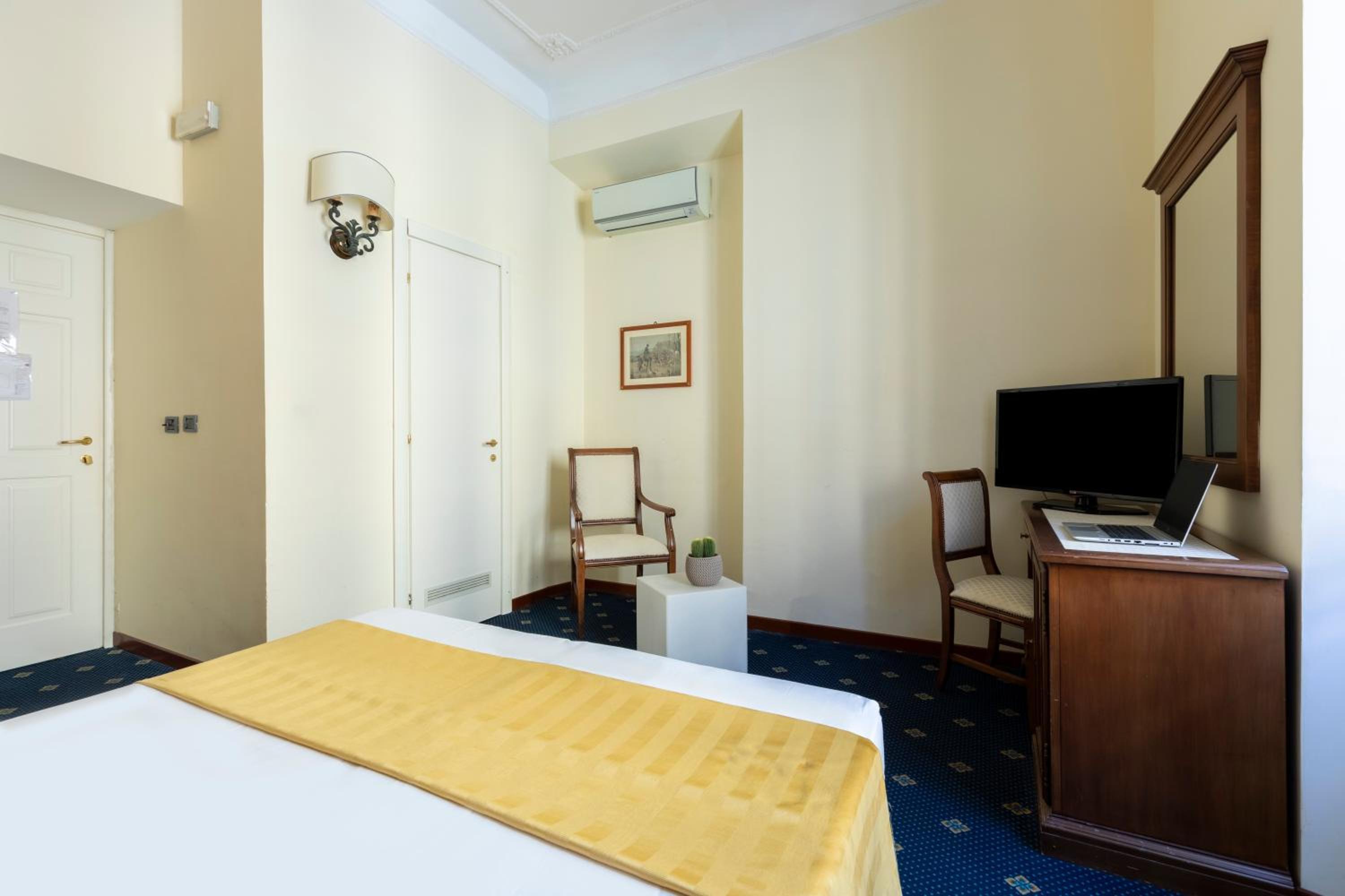 Hotel Coppede 2/25