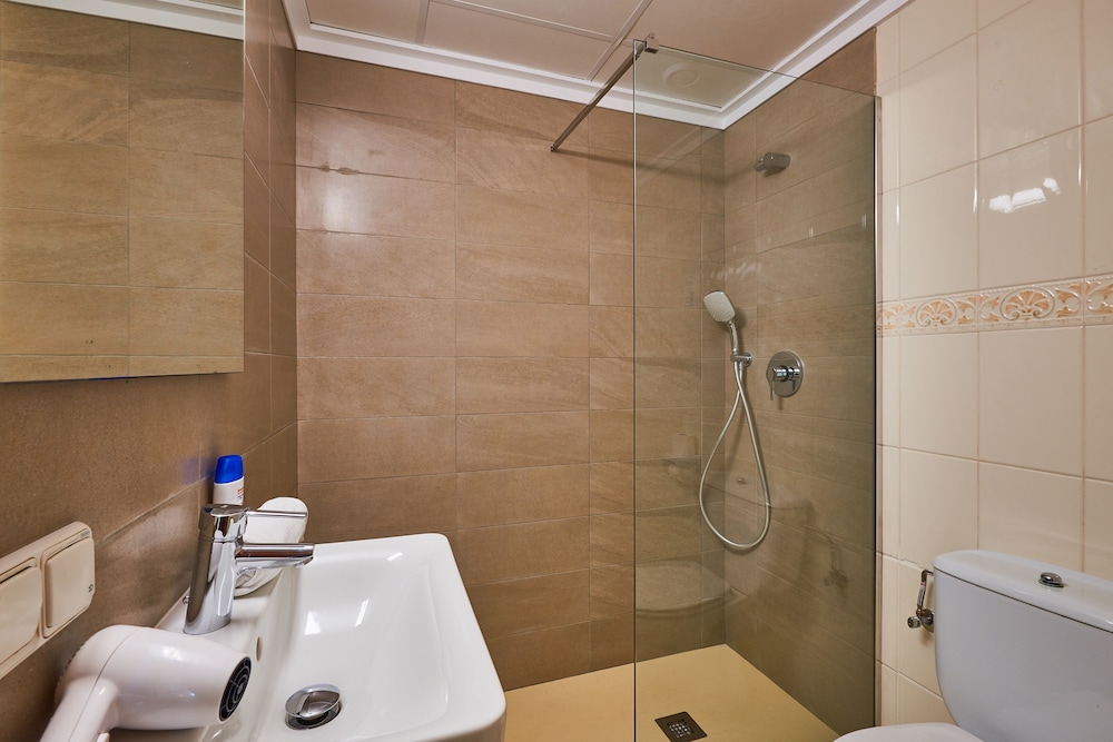 Hotel More 62/63