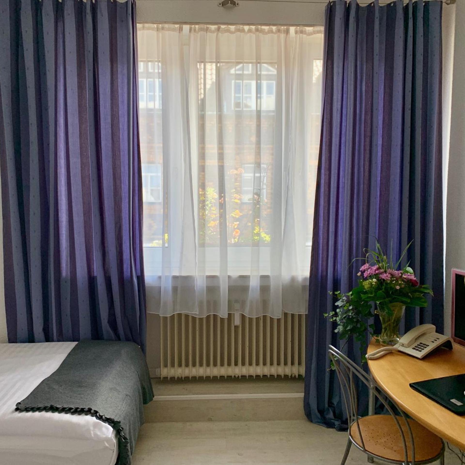 Art Hotel Koln 30/40