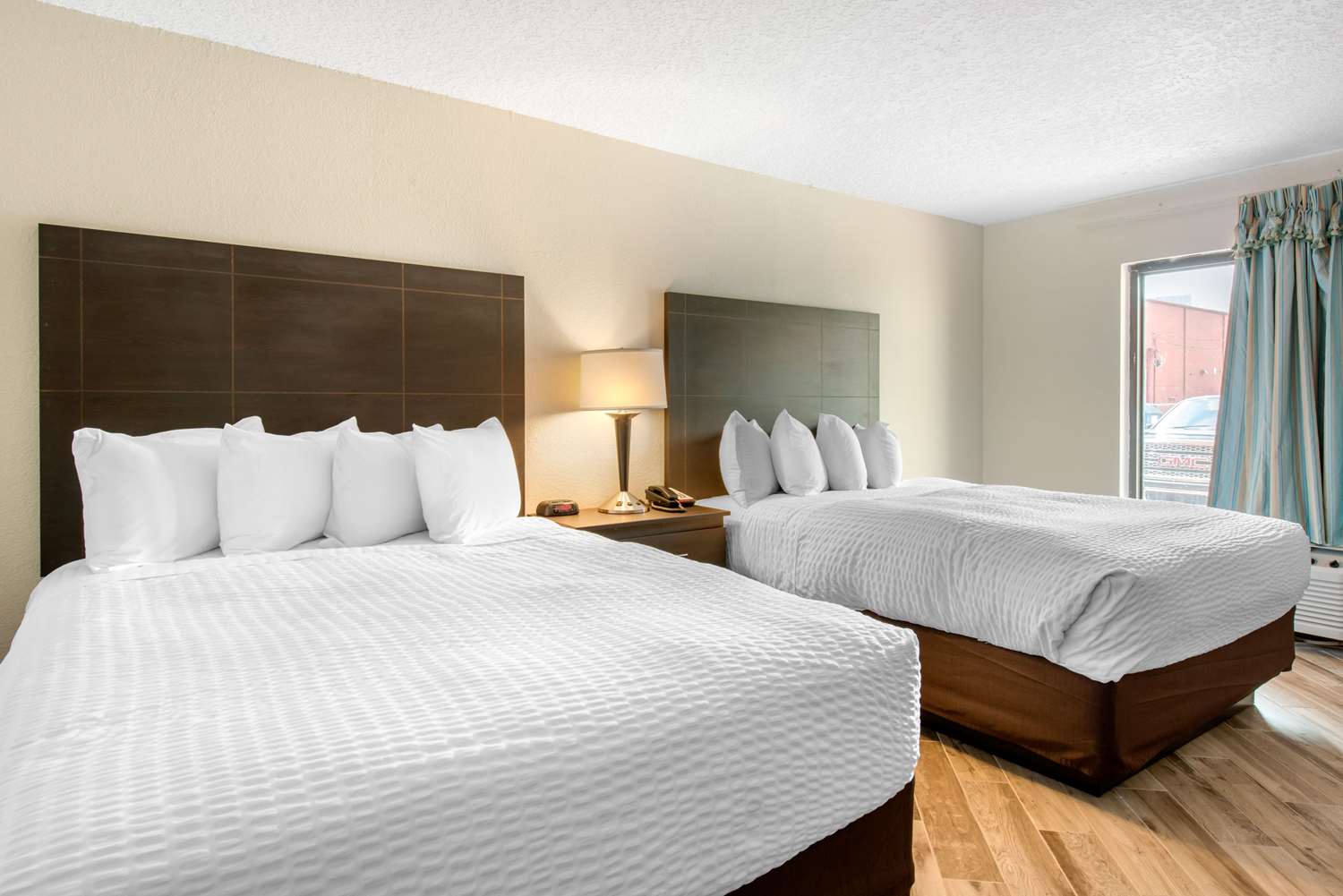 SUITE, 2 QUEEN BEDS
