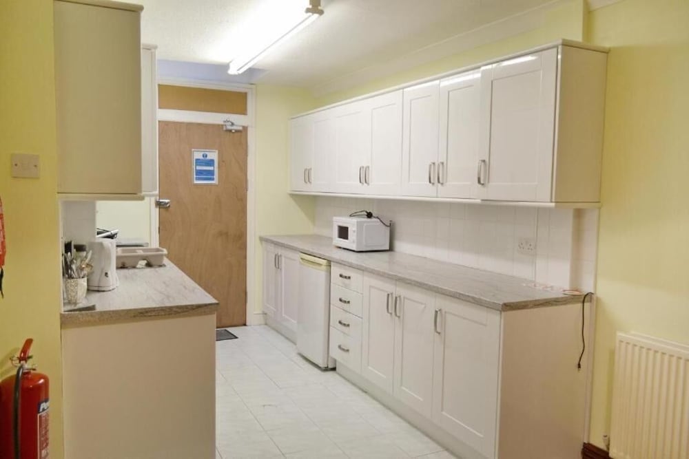Cardigan Bay Guest House 3/50