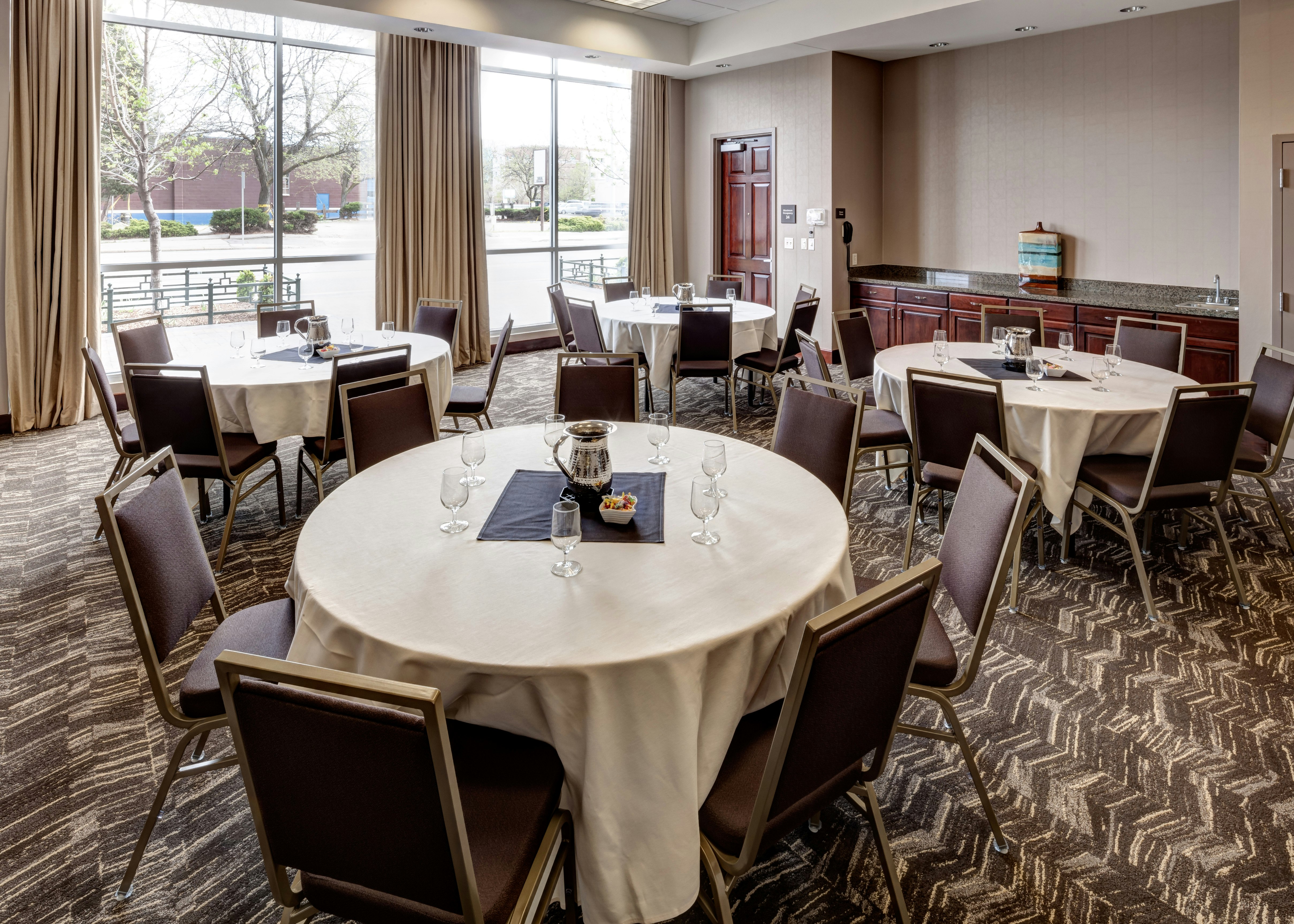 Hampton Inn And Suites Boise-Downtown 30/48