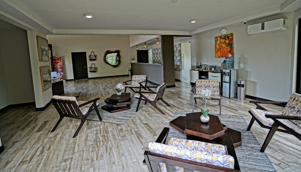Nammbu Beachfront Bungalows 47/65