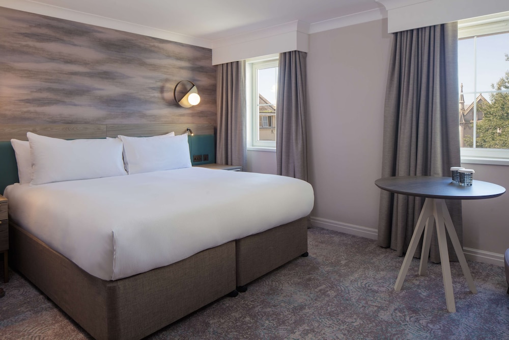 Doubletree by Hilton Bath 27/79