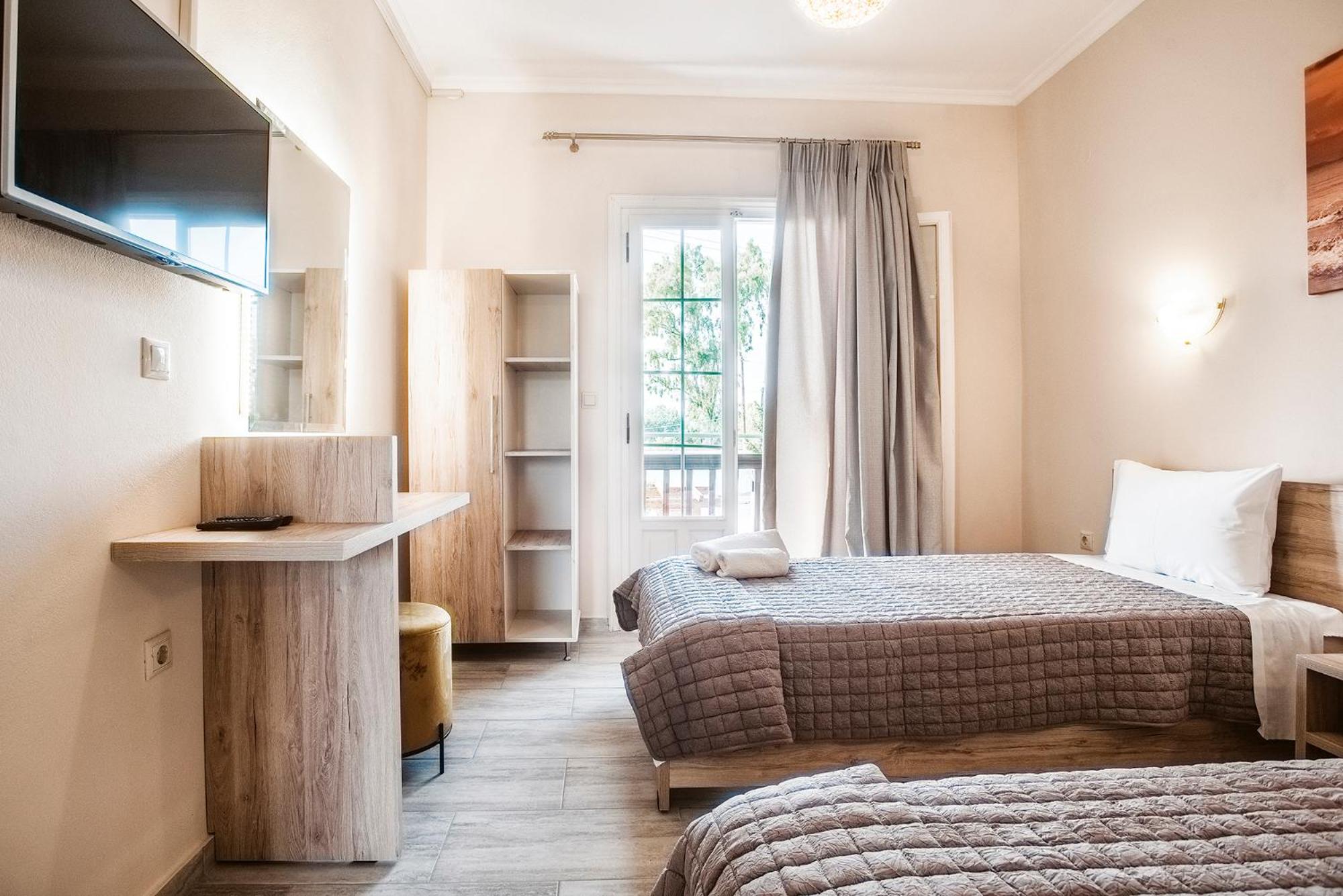 Potamos Apartments 5/20