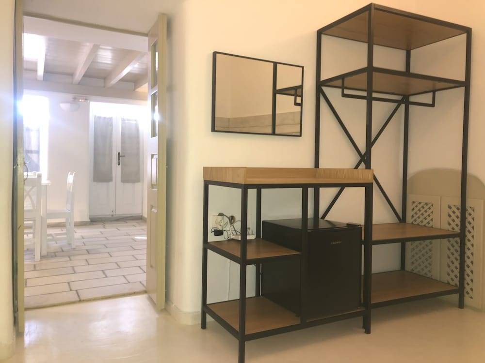 Chroma Suites 3/33