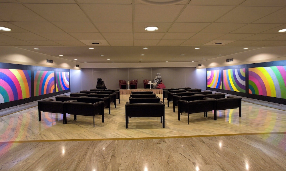 Albornoz Palace Hotel 59/71