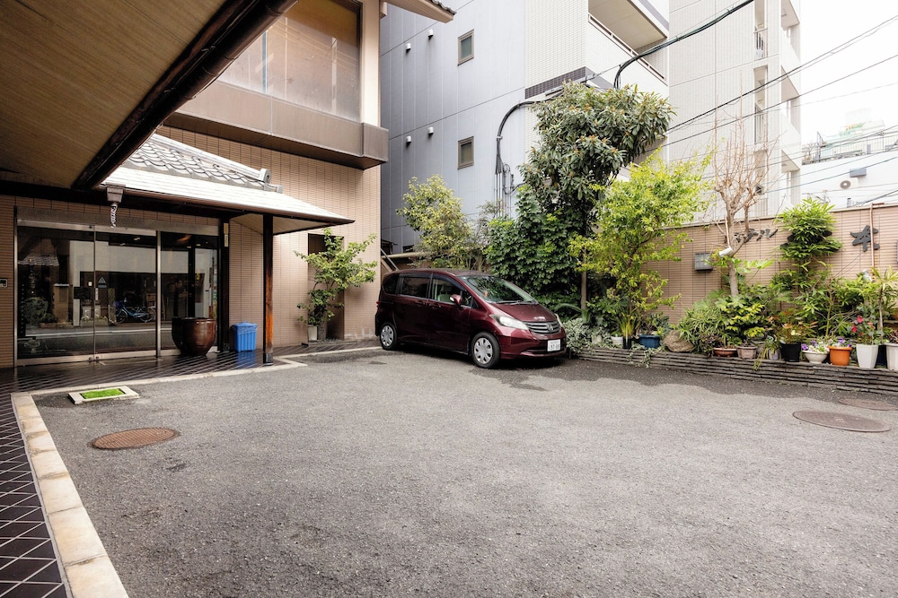 Hotel Kuramoto 53/60