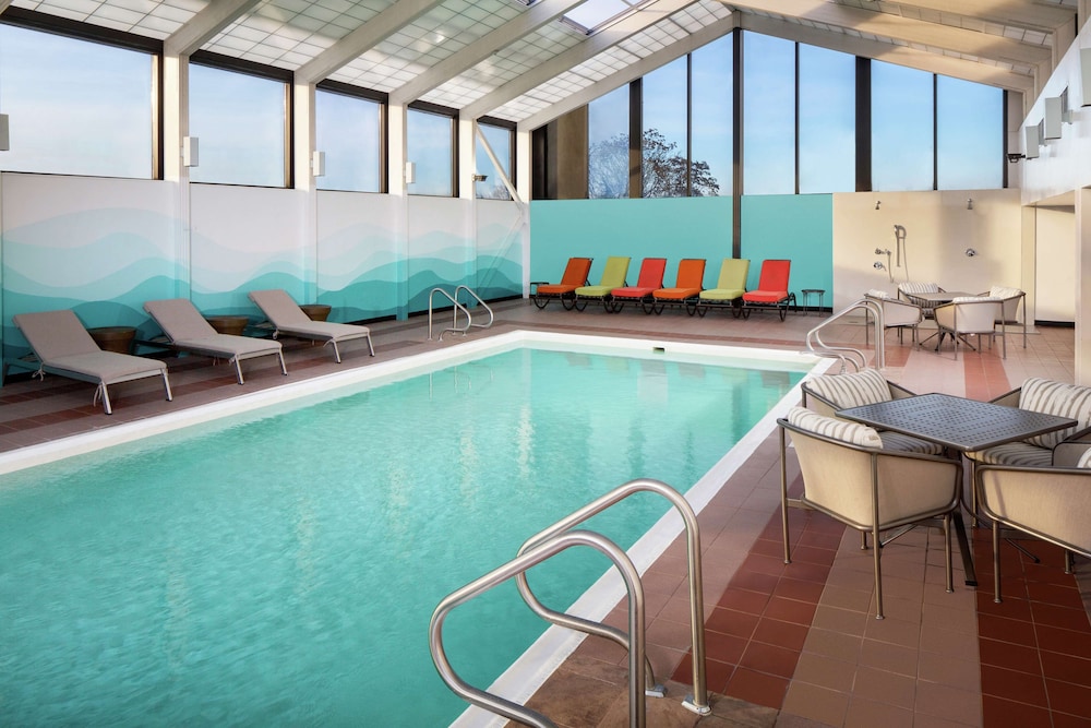 Doubletree By Hilton Manchester Downtown 1/57