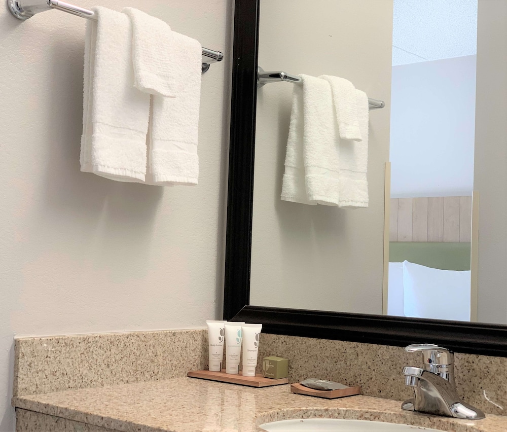 Country Inn & Suites By Radisson Clarksville TN 14/36