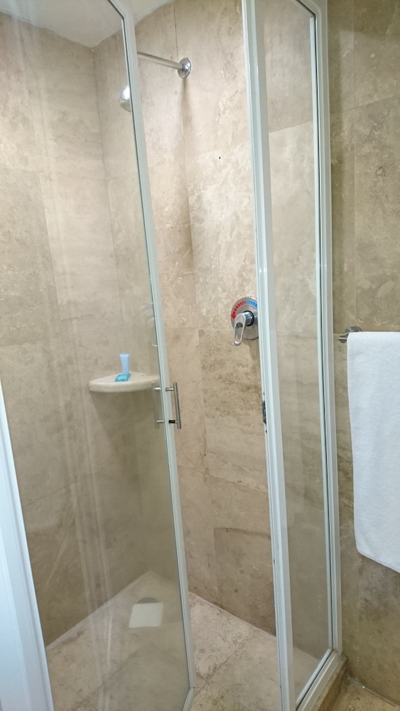 Hotel Gobernador 13/49