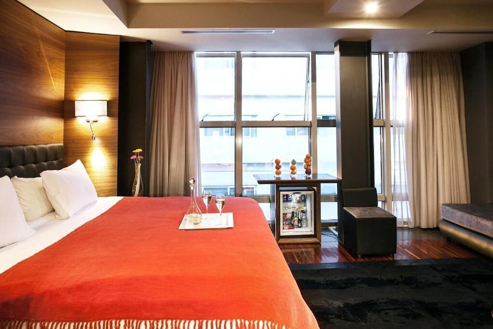 Diamond Suites 20/64