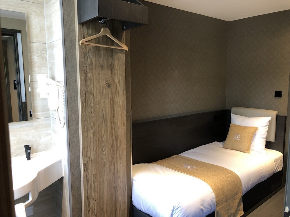XO Hotels Infinity 27/60