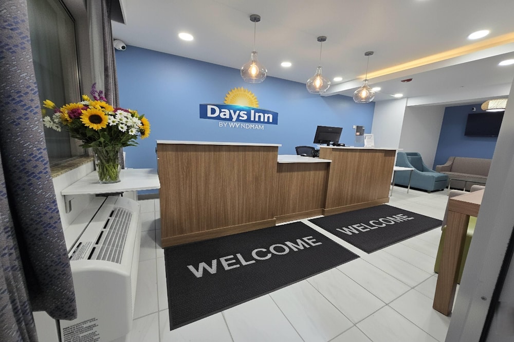 Days Inn by Wyndham Rock Springs 13/56