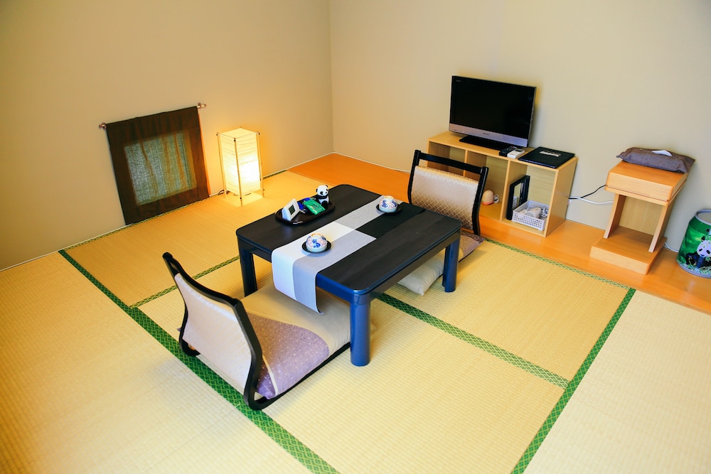 Shinnishiki Hotel 59/68