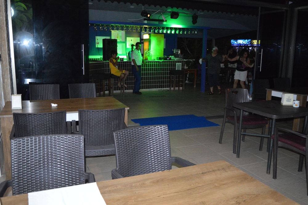 SELINUS BEACH CLUB HOTEL 37/50