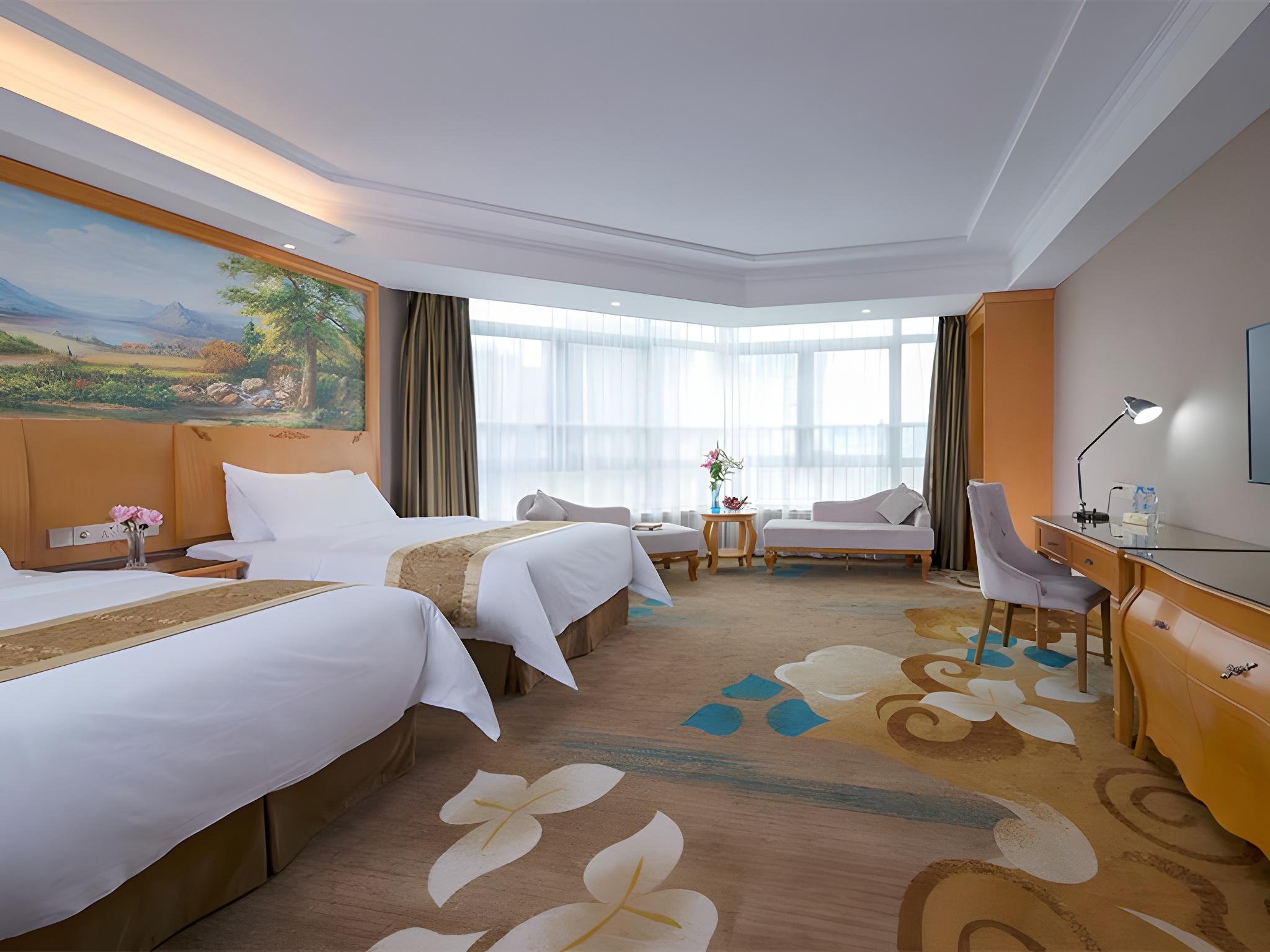 Vienna Hotel (Zhongshan Ancient Town Haizhou) 27/58