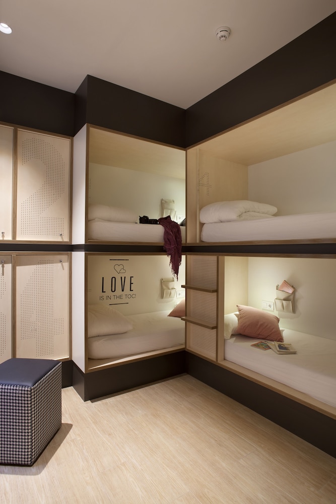 TOC Hostel Barcelona 6/50