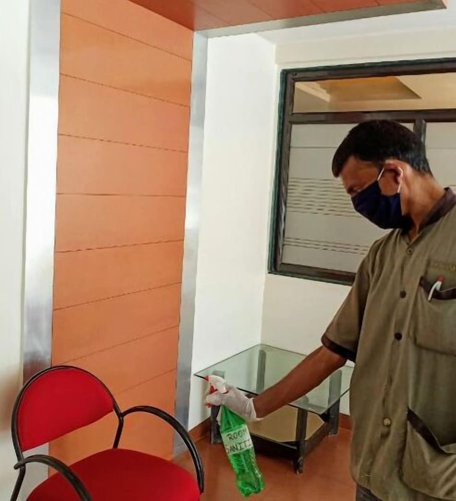 Hotel Vaishali 23/30