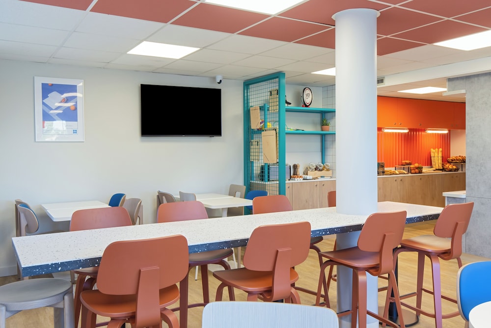 ibis budget Valence Nord Plateau des Couleures 45/54