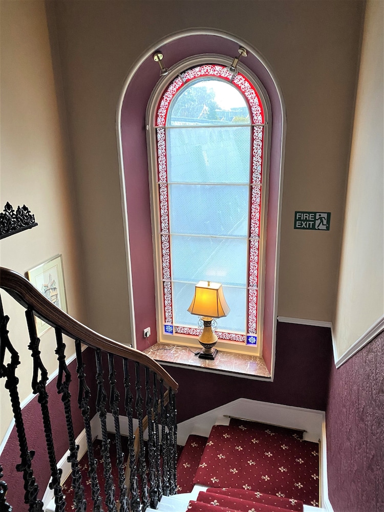 Glenalmond House 6/76