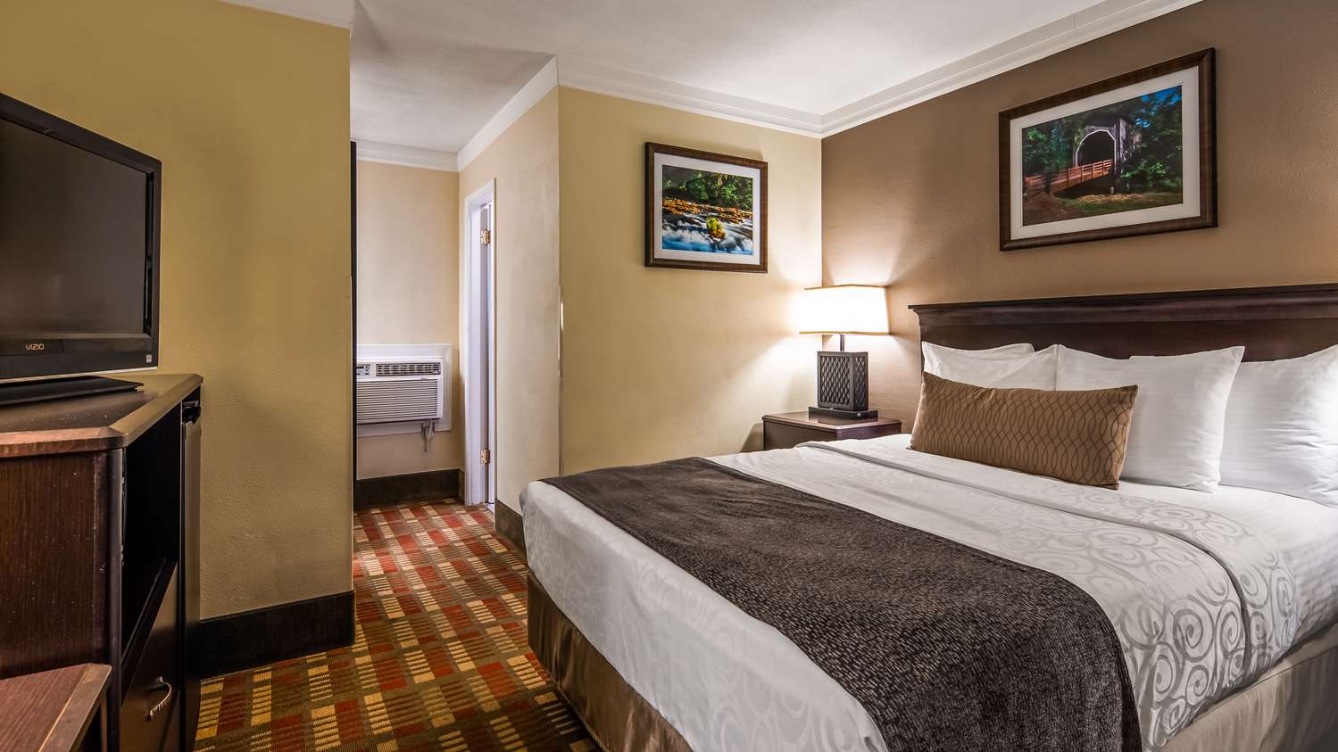 Room, Queen Bed