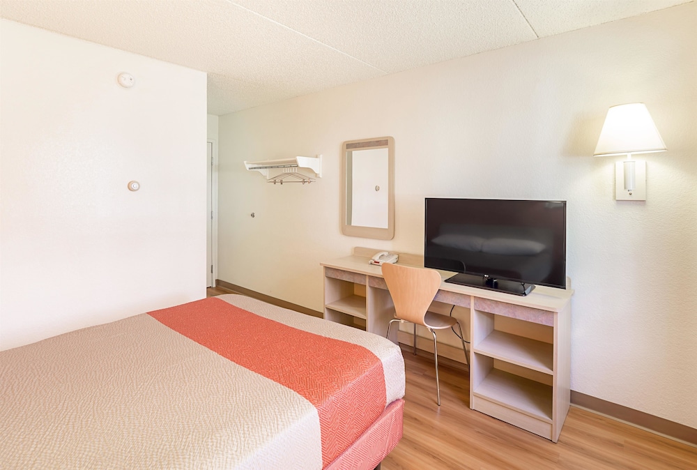 Motel6 Spokane, WA - East 22/34