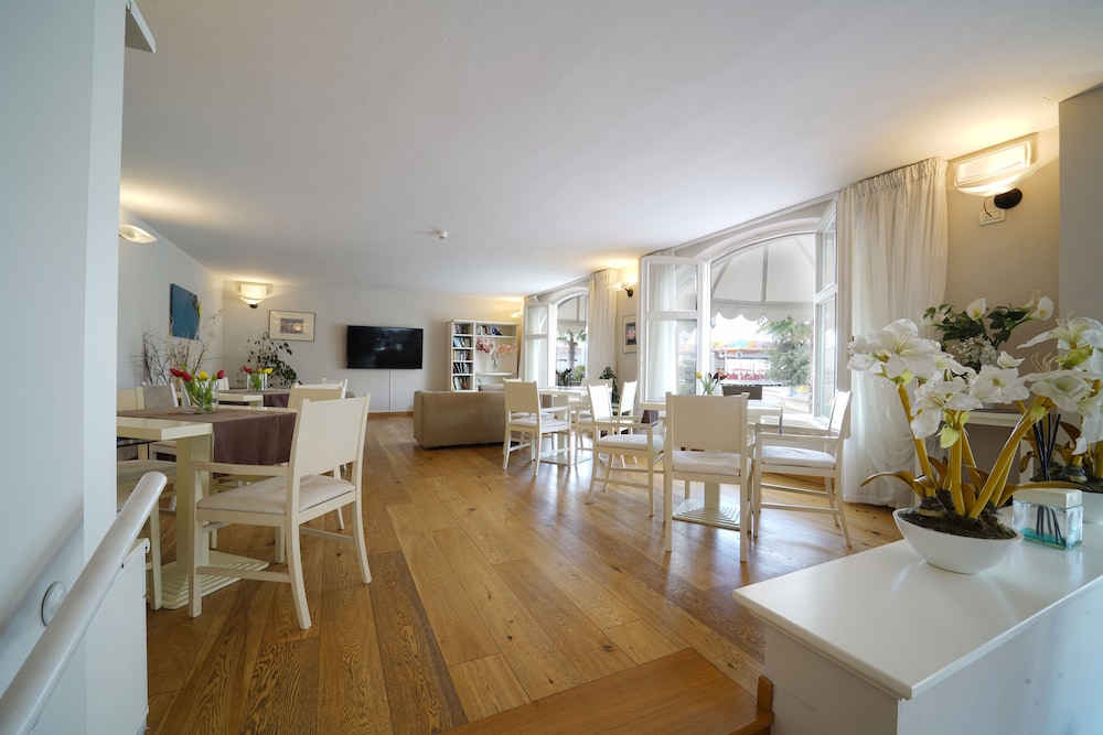 Hotel Il Settebello 30/50