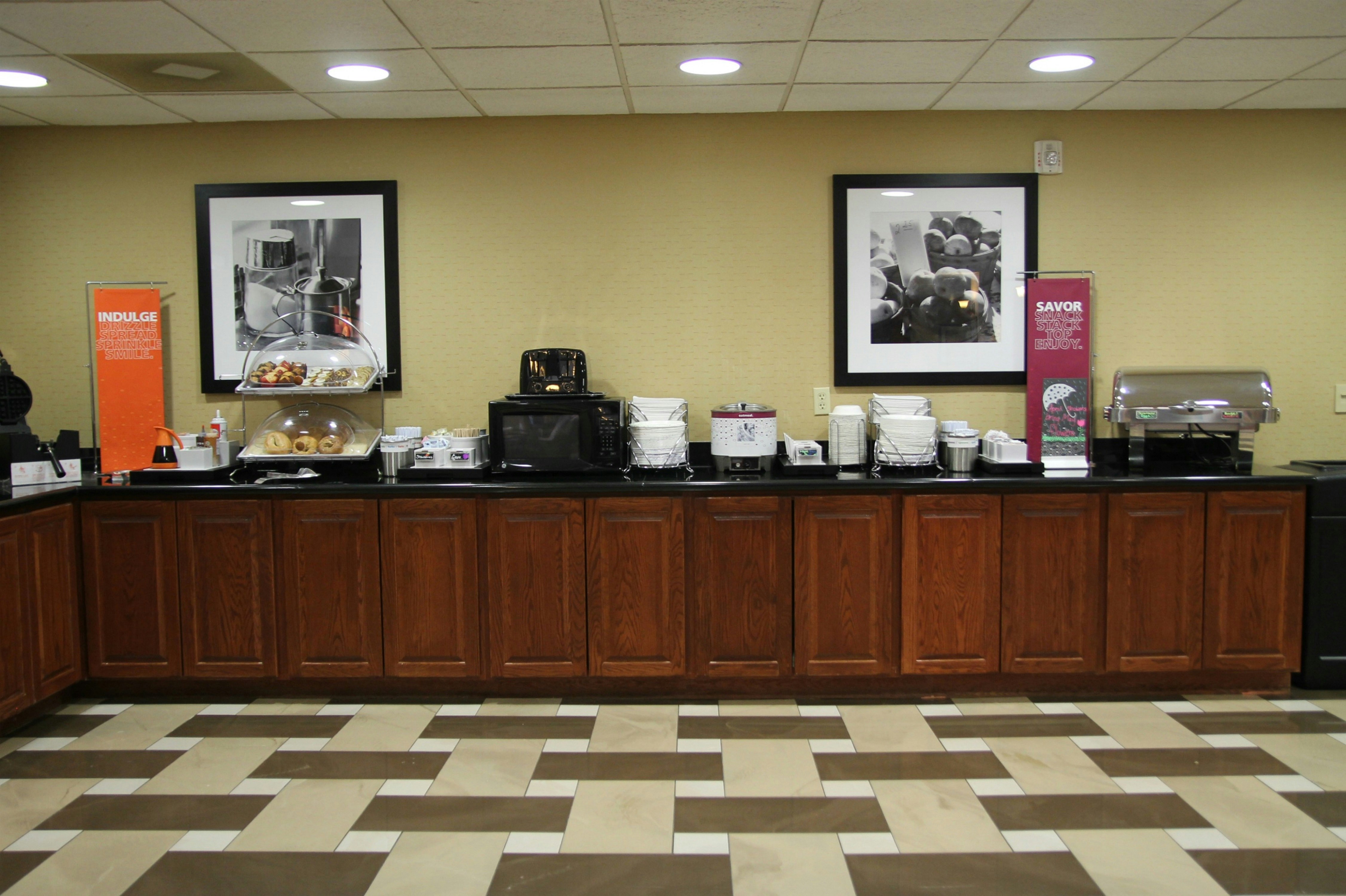 Hampton Inn and Suites Enid 7/50