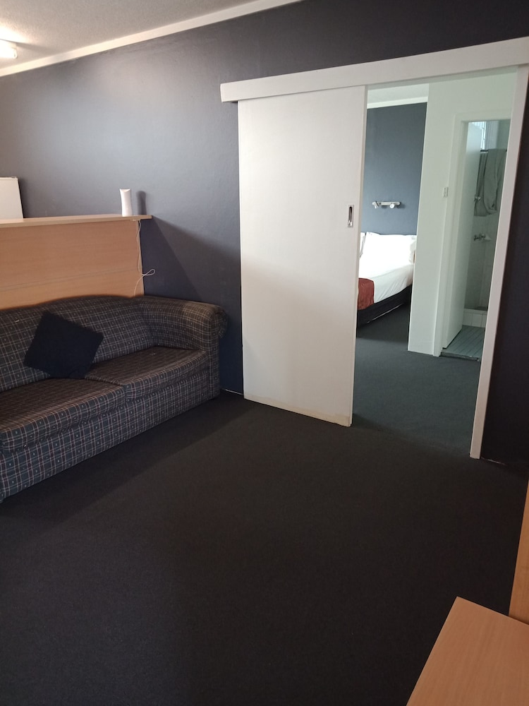 Annerley Motor Inn 48/69