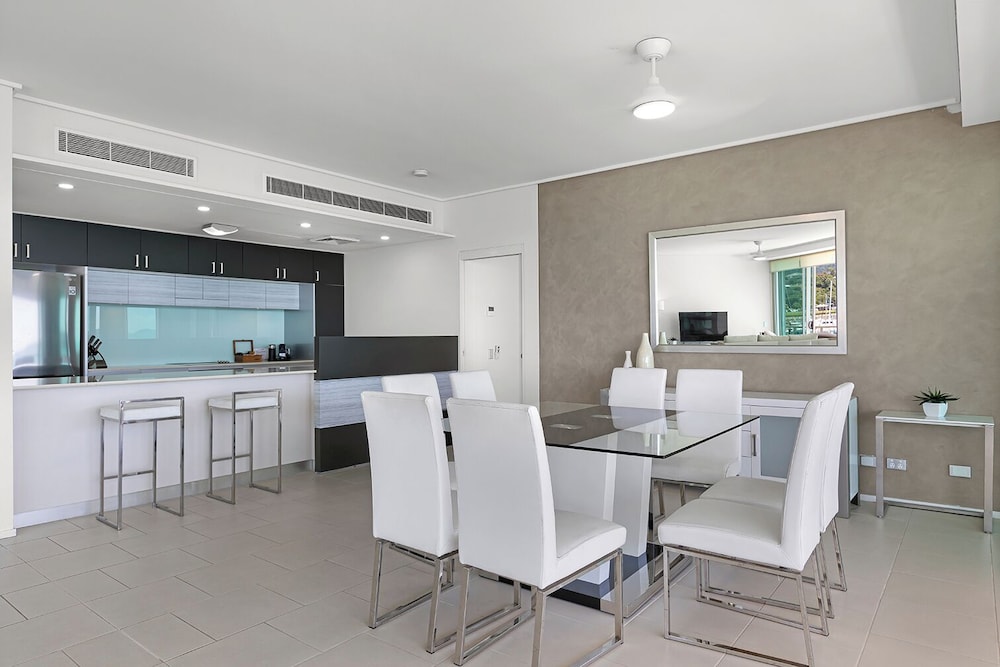 Peninsula Airlie Beach 43/50