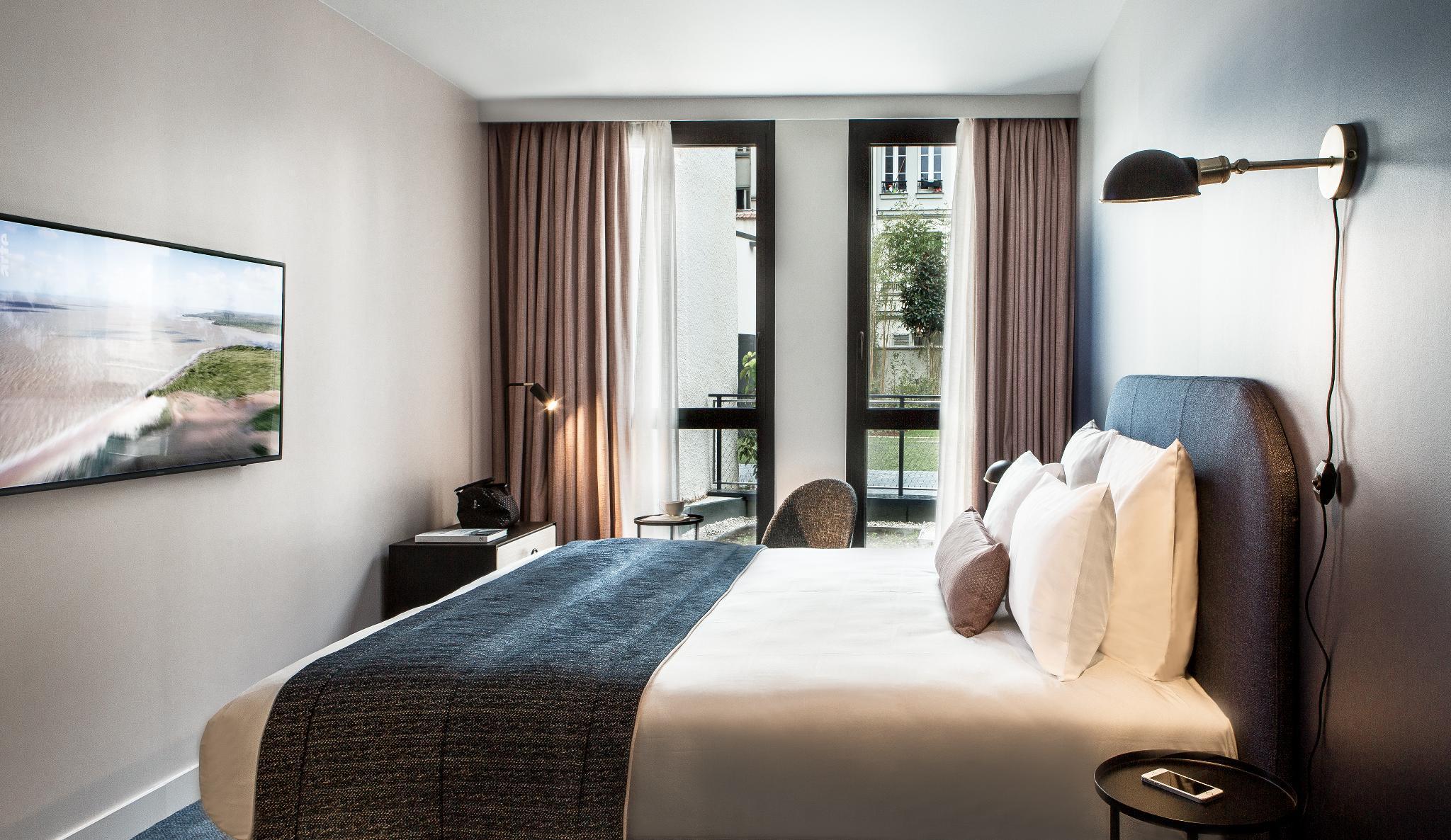 Room at L imprimerie Hotel, CLICHY