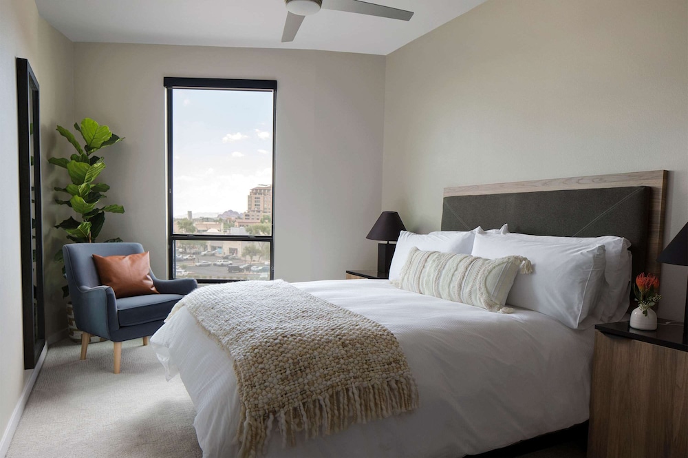 2 BEDROOMS, APARTMENT