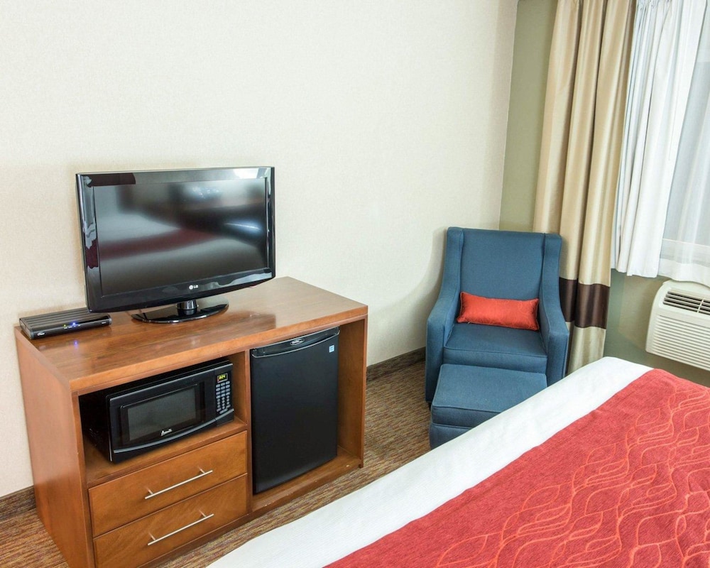 Comfort Inn Fort Morgan 30/43