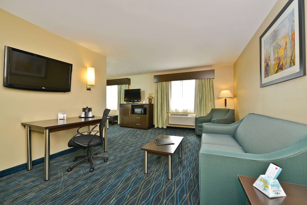 Baymont by Wyndham Marion, OH 16/22