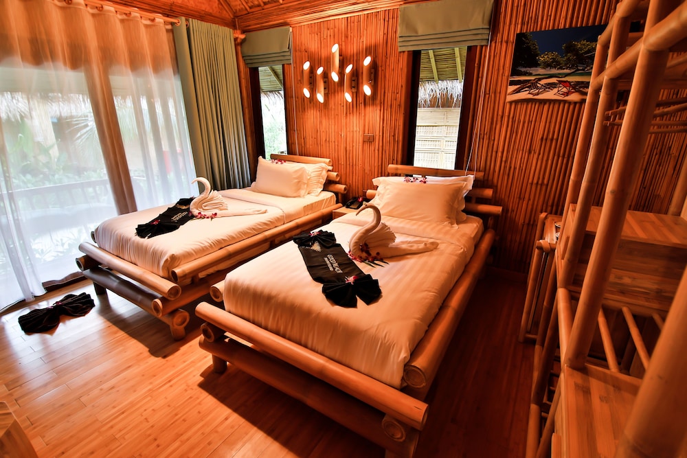 PhiPhi CoCo Beach Resort 11/50