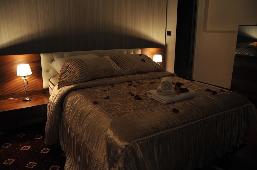 Hotel Espana 7/30