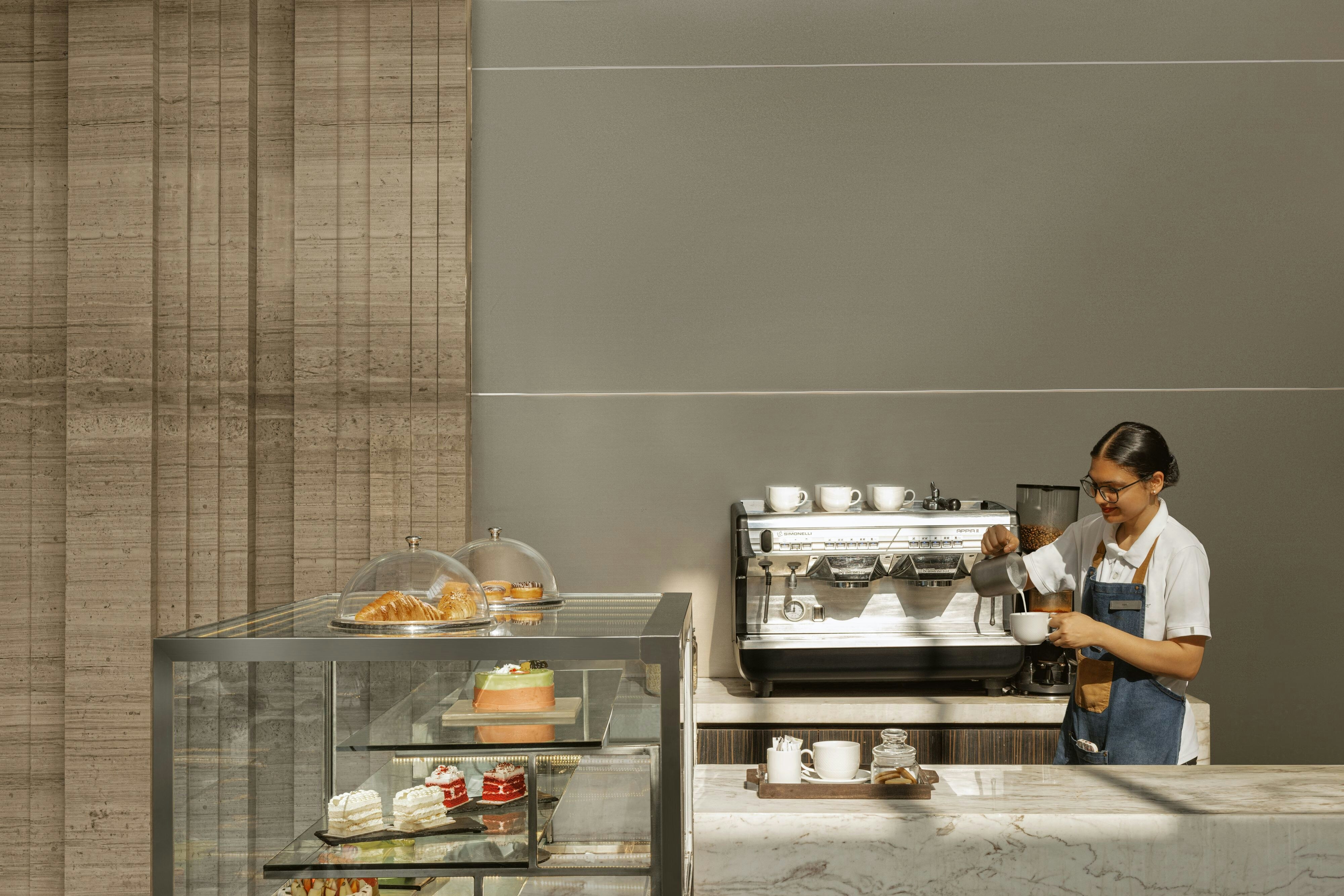Renaissance Lucknow Hotel 13/65