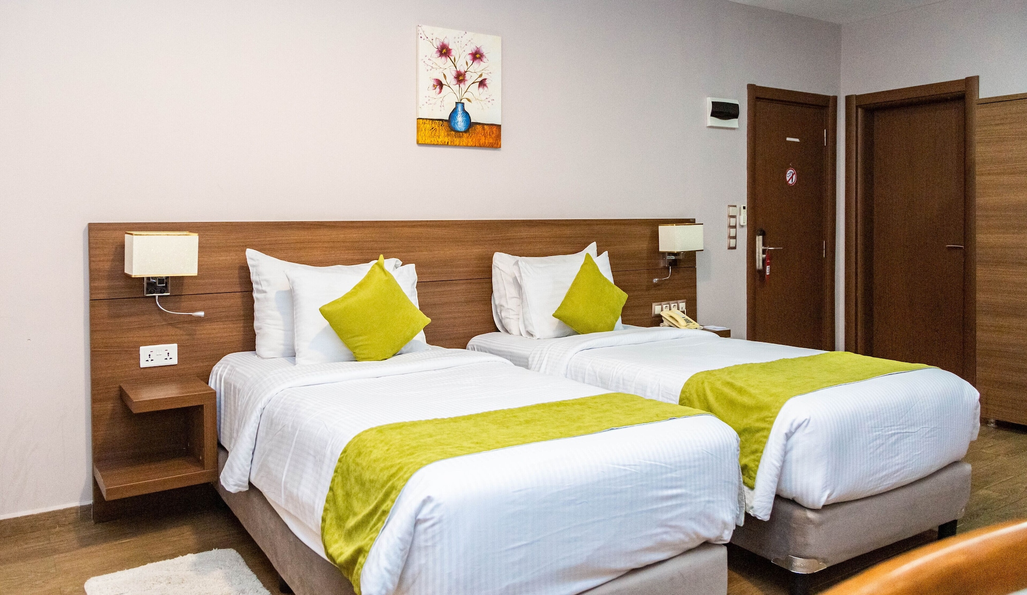 STANDARD, TWIN BEDS