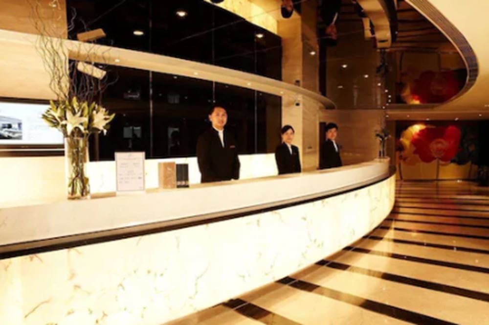 Regal Jinfeng 5/56
