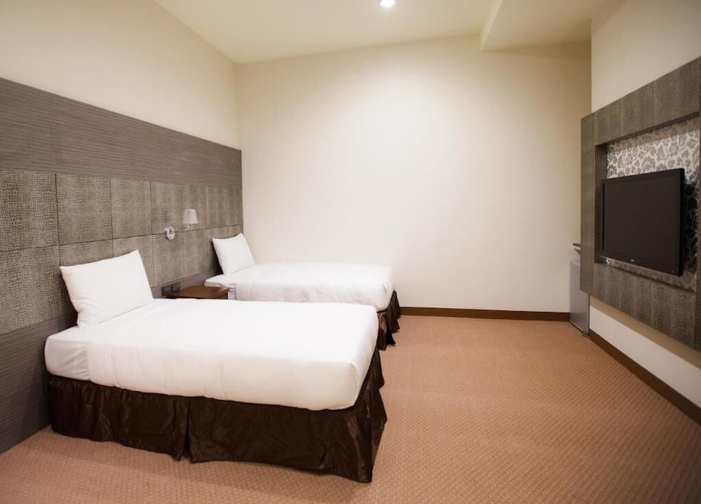 Kaishen Hotel 6/30