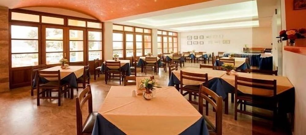 Philoxenia Hotel 17/35