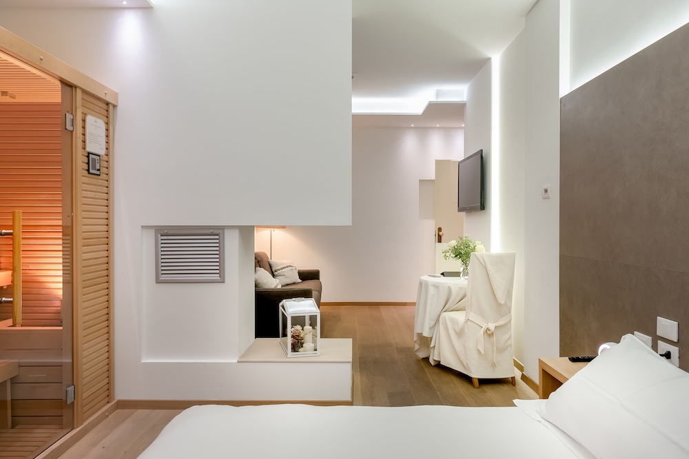 Hotel Polo 25/74
