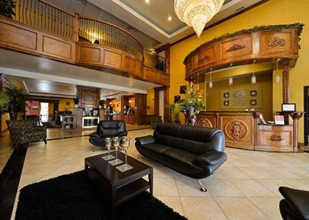 Comfort Suites Bay City 17/34